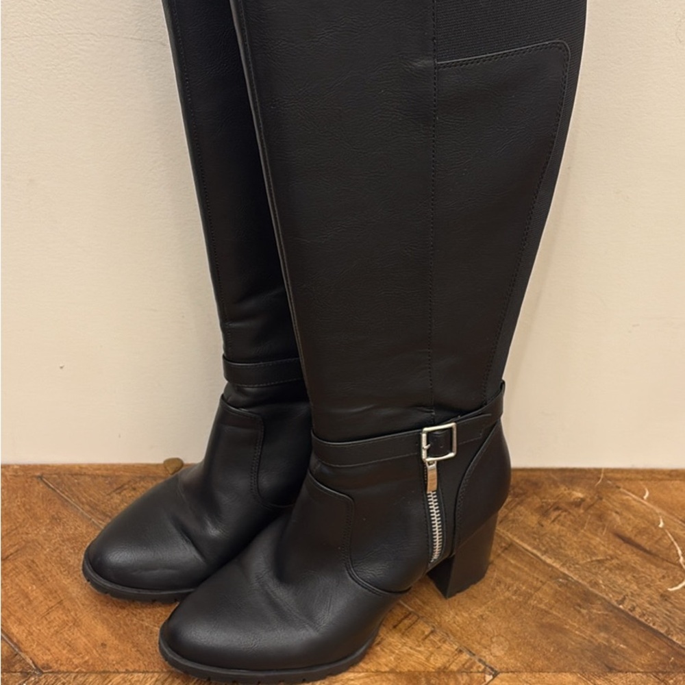 Kelly & Katie Yexi Boot Size 8M Women’s